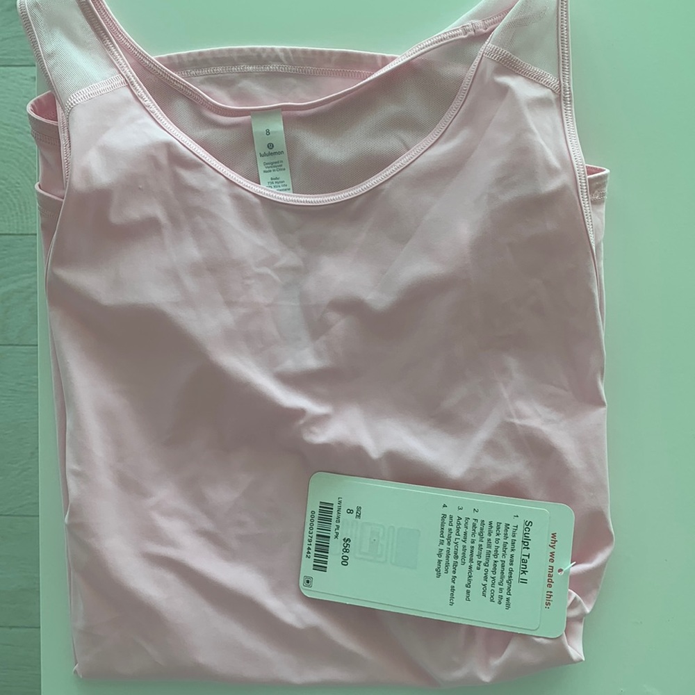 LULULEMON Brand New Ink sculpt tank